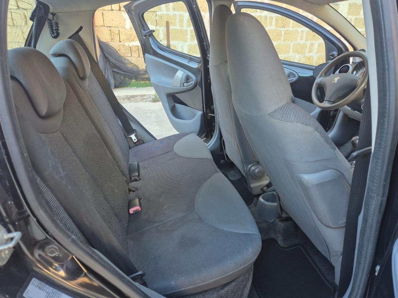 Peugeot 107 1.4 HDi 5p. Sweet Years