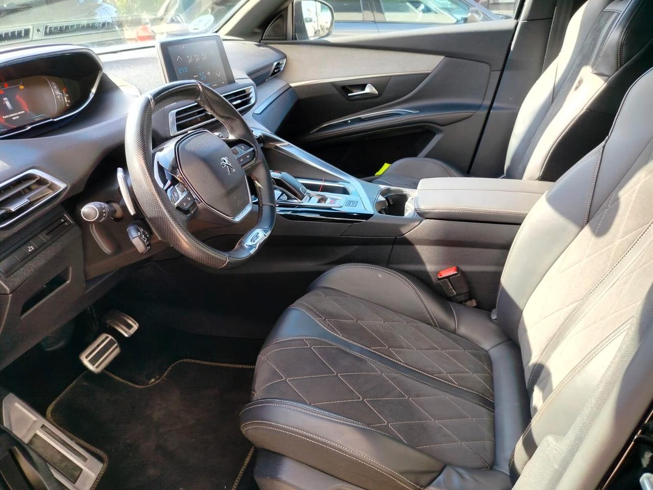Peugeot 5008 BlueHDi 180 S&S EAT8 GT 7 posti