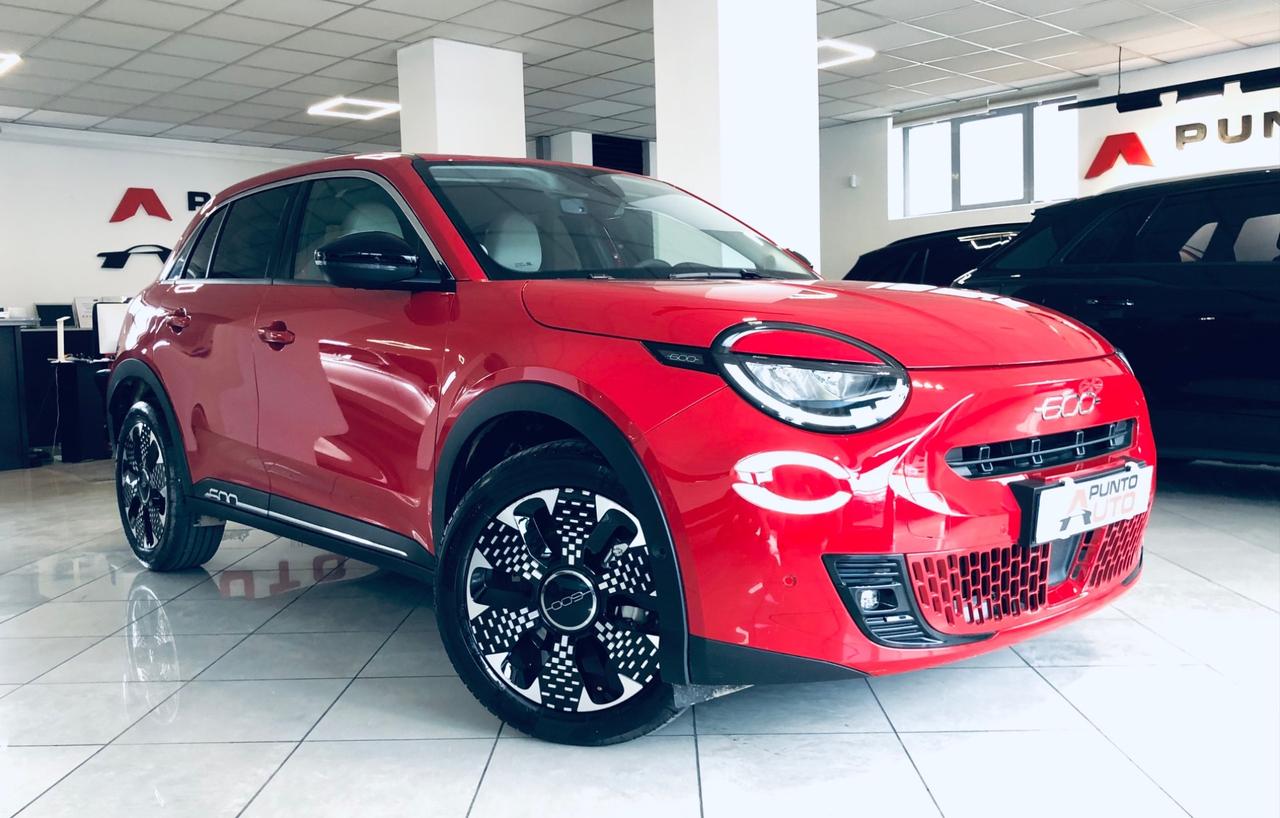Fiat 600 Hybrid 100 CV DCT MHEV La Prima