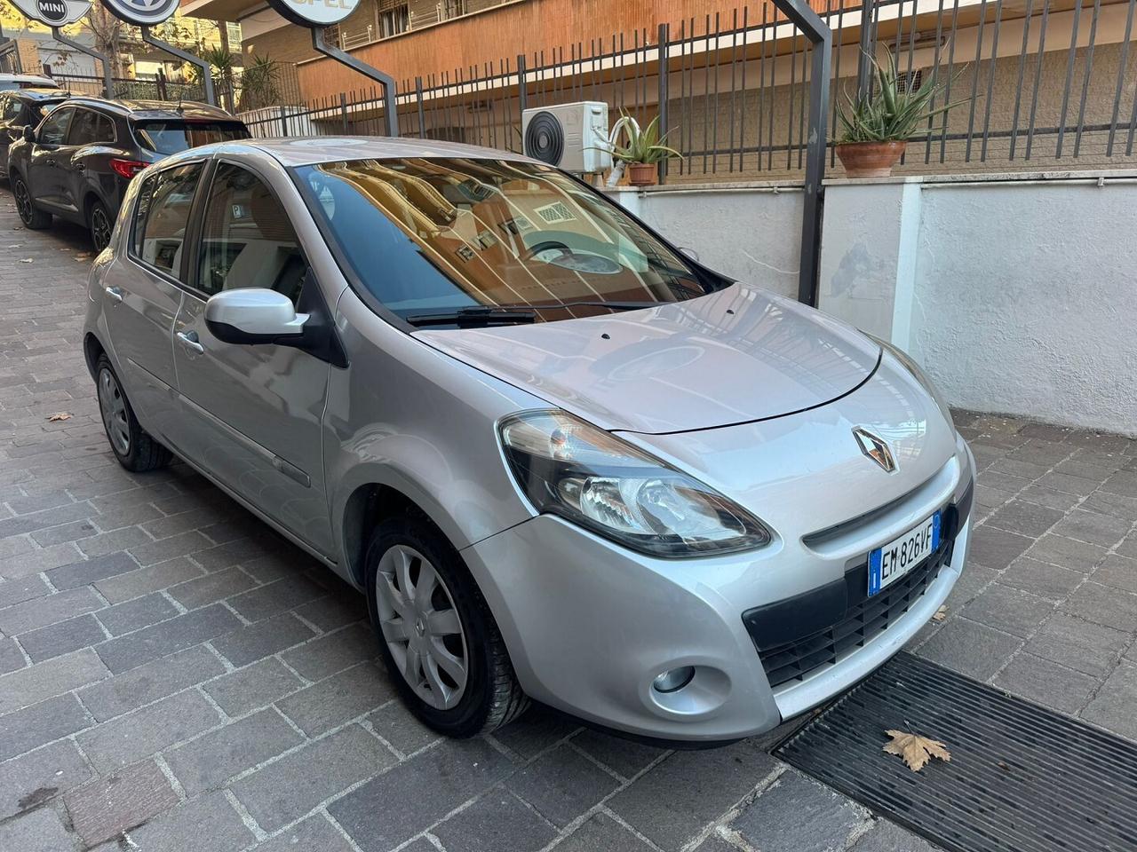 RENAULT Clio 1.2 16V GPL Dynamique