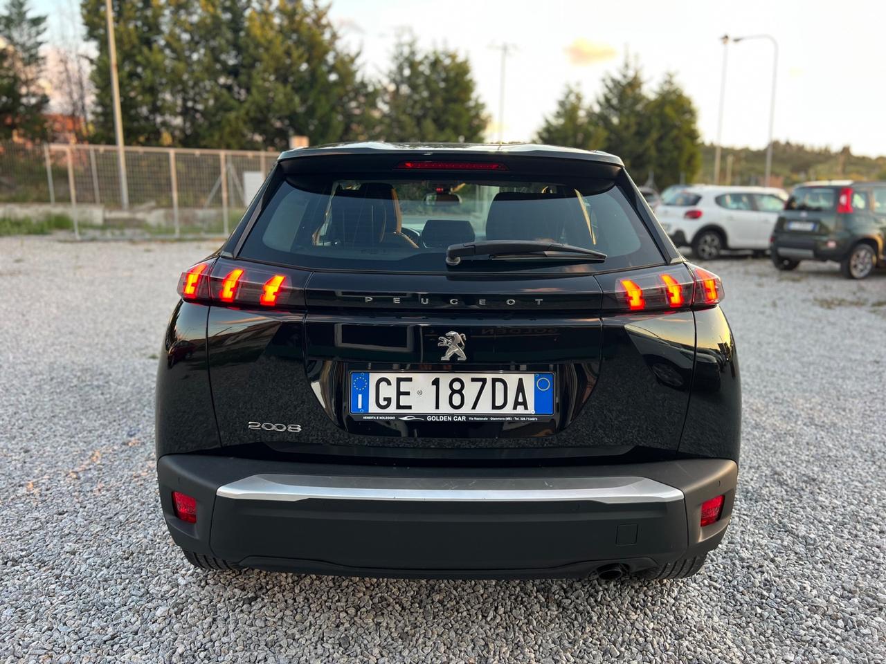 Peugeot 2008 PureTech 100 S&S Active Pack