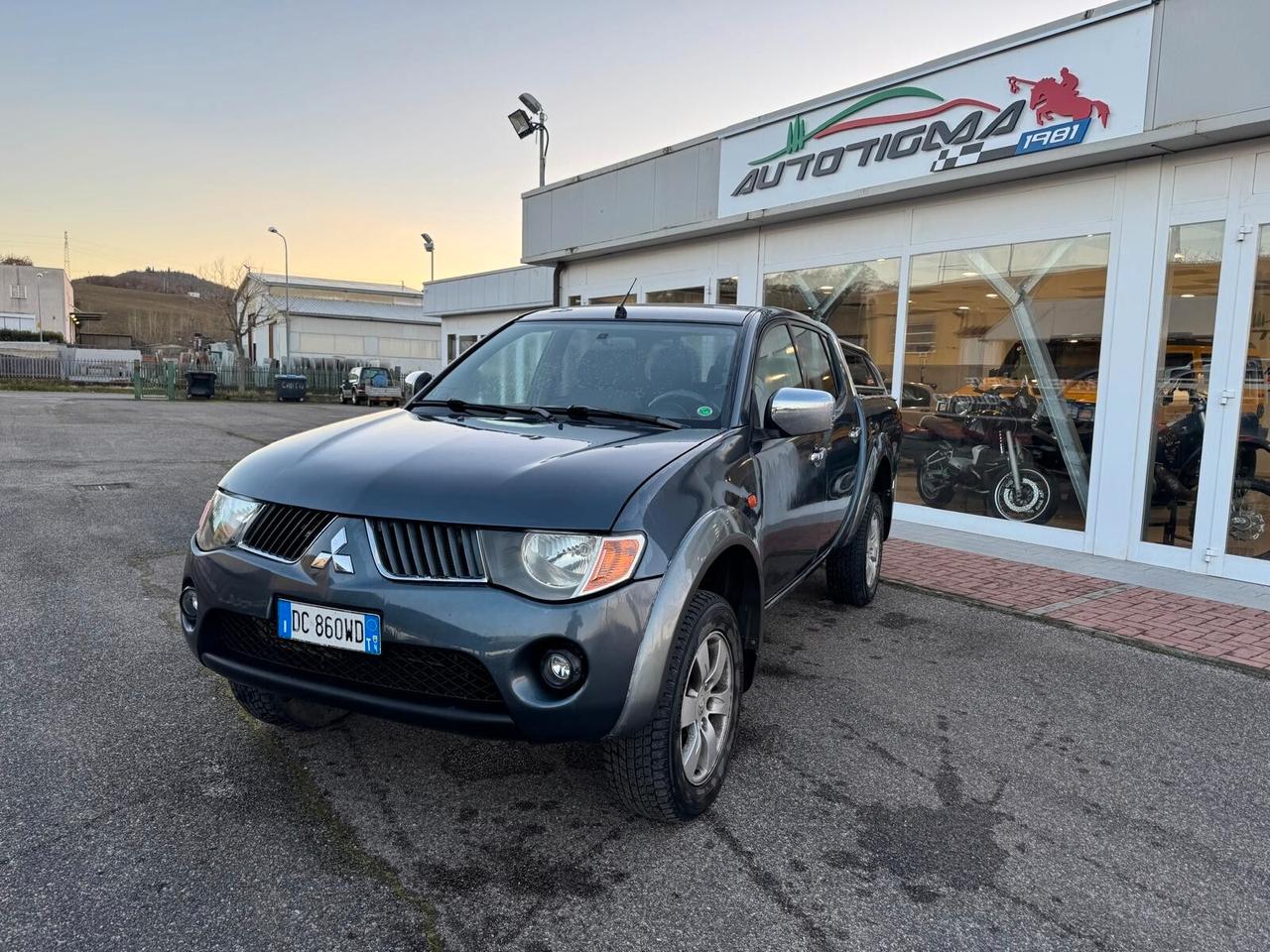 Mitsubishi L200 2.5 DI-D/136CV Double Cab Invite