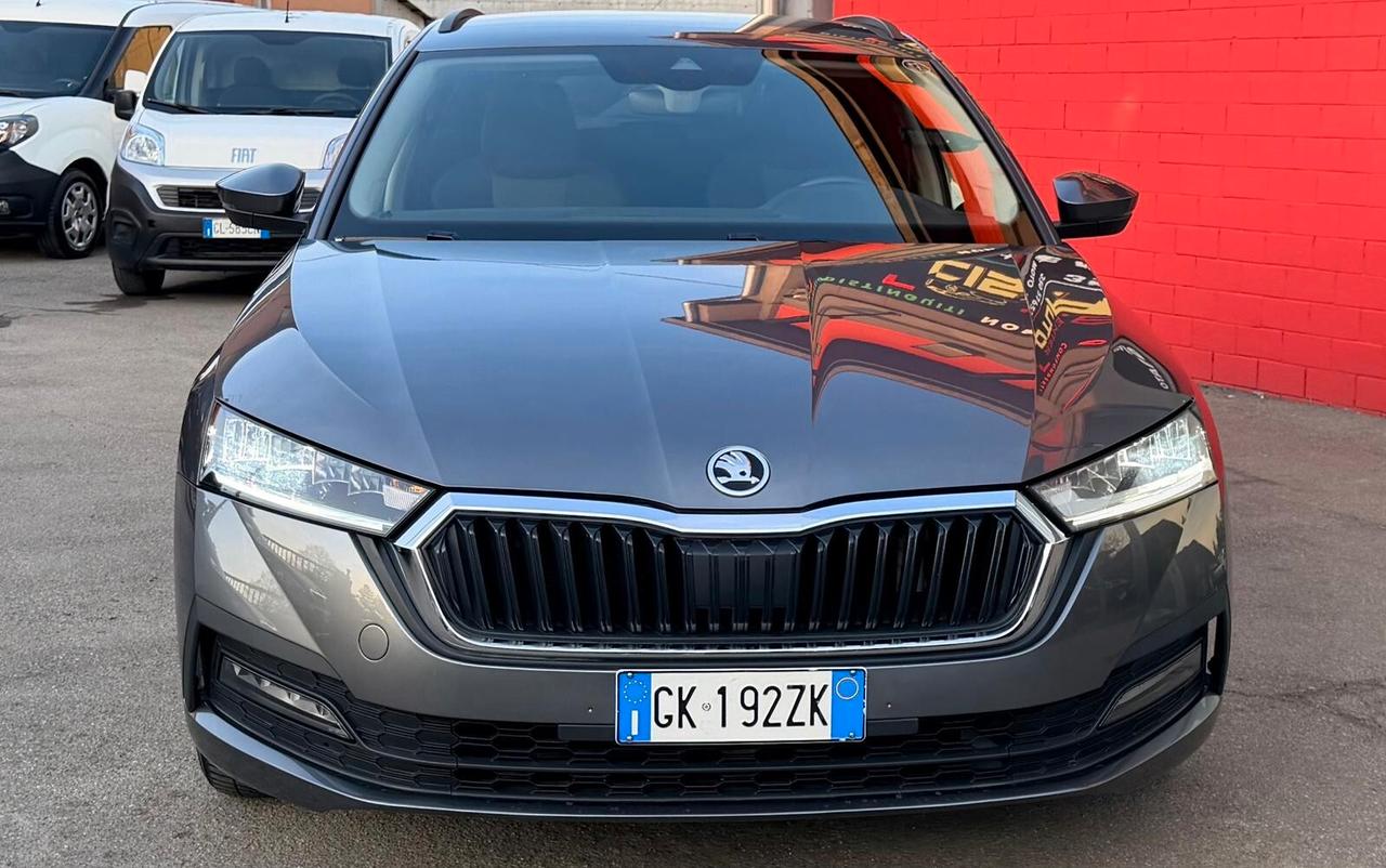 Skoda Octavia 2.0 TDI EVO SCR DSG Wagon Sportline