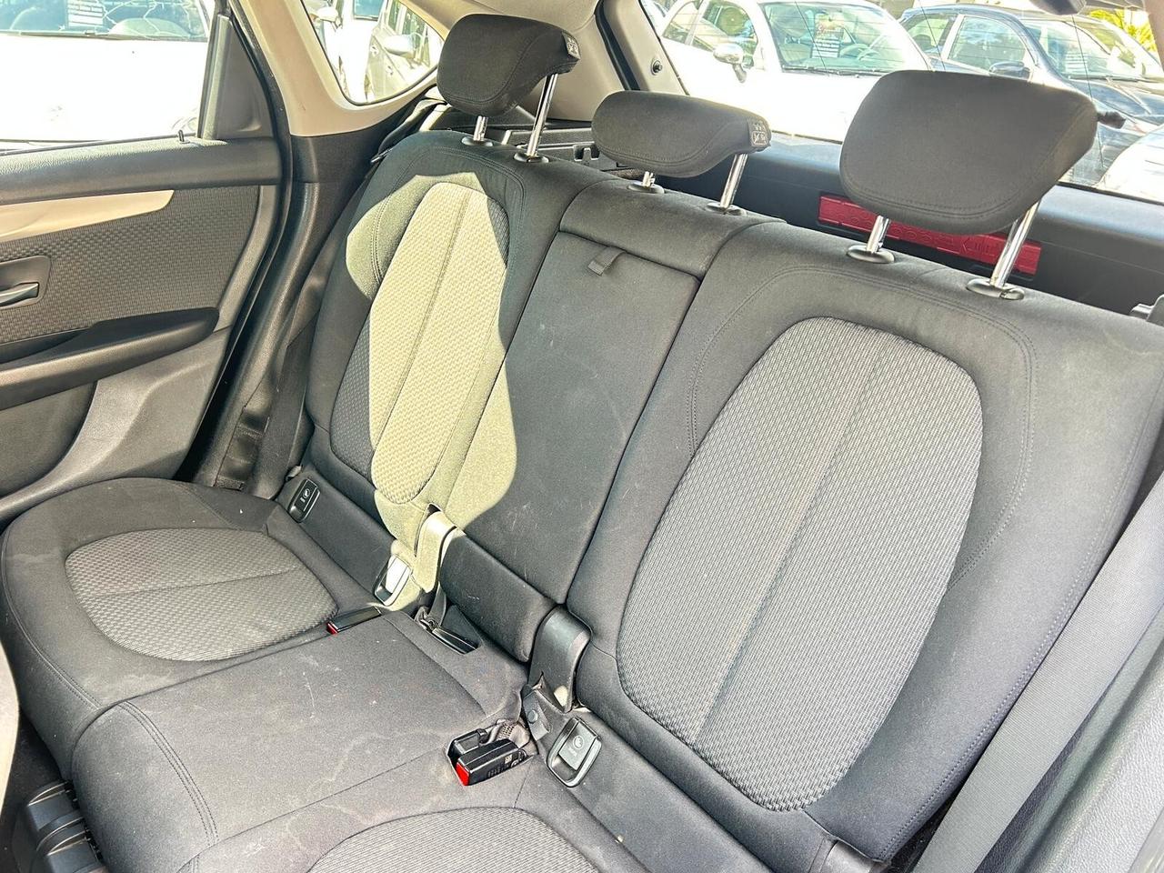 Bmw 2er Active Tourer 218d Luxury