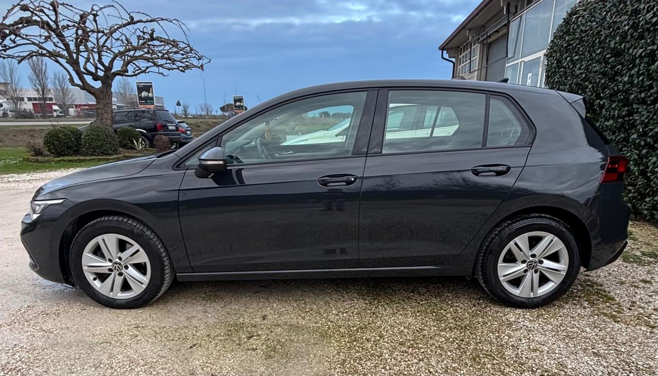 Volkswagen Golf 1.0 eTSI EVO DSG Life