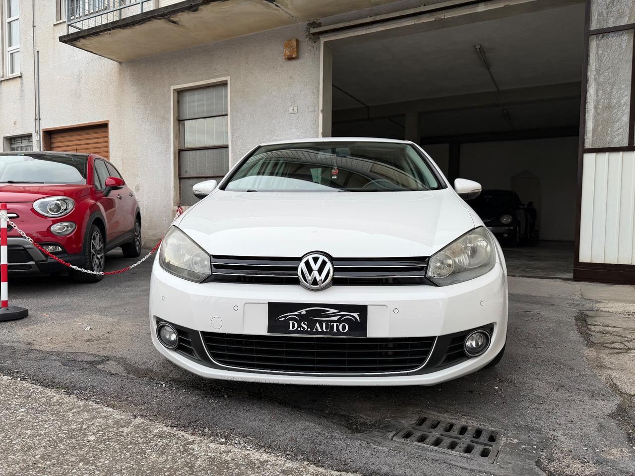 Volkswagen Golf 2.0 TDI 140CV Highline alcantara