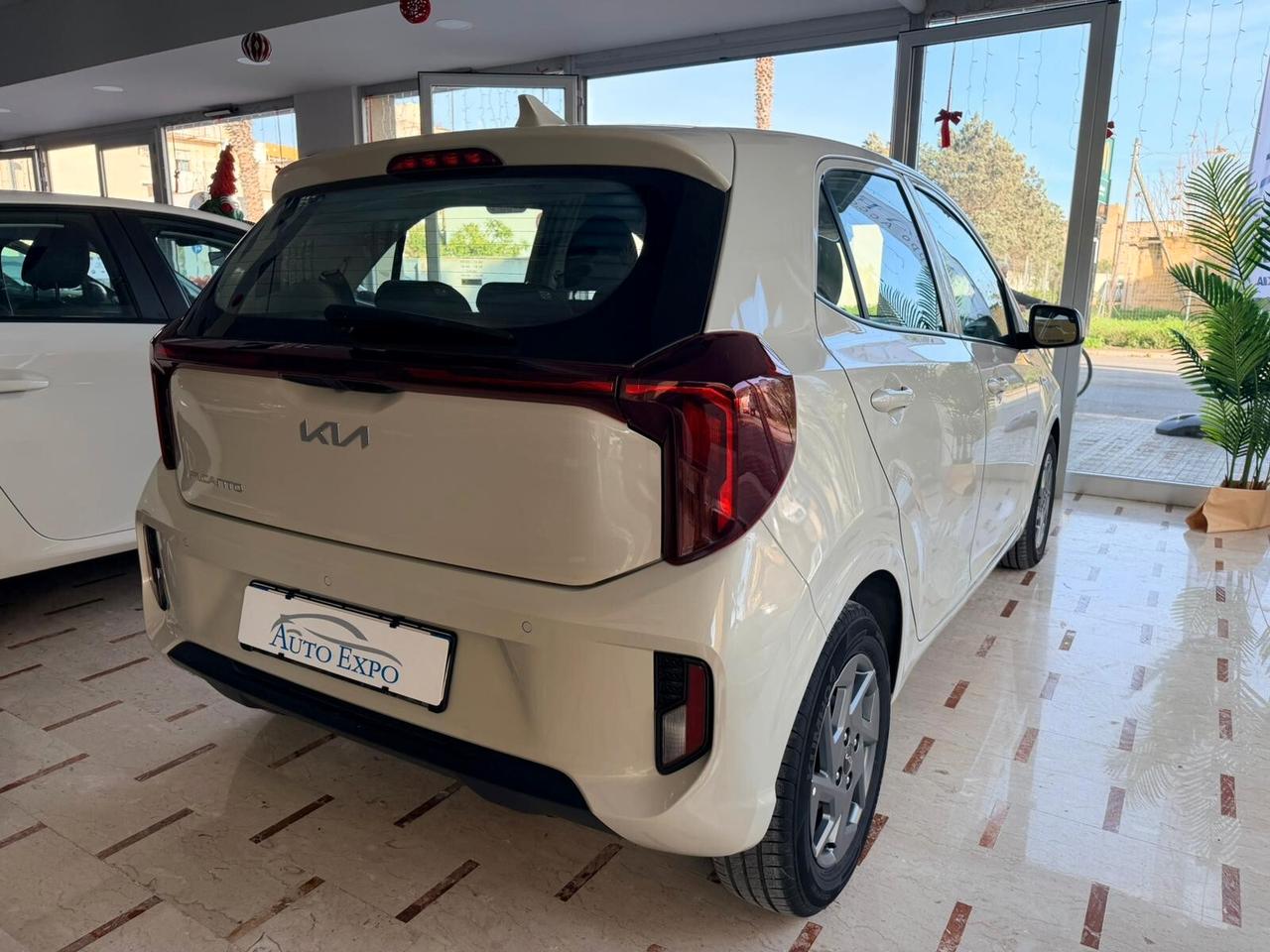 Kia Picanto 1.0 63cv Urban