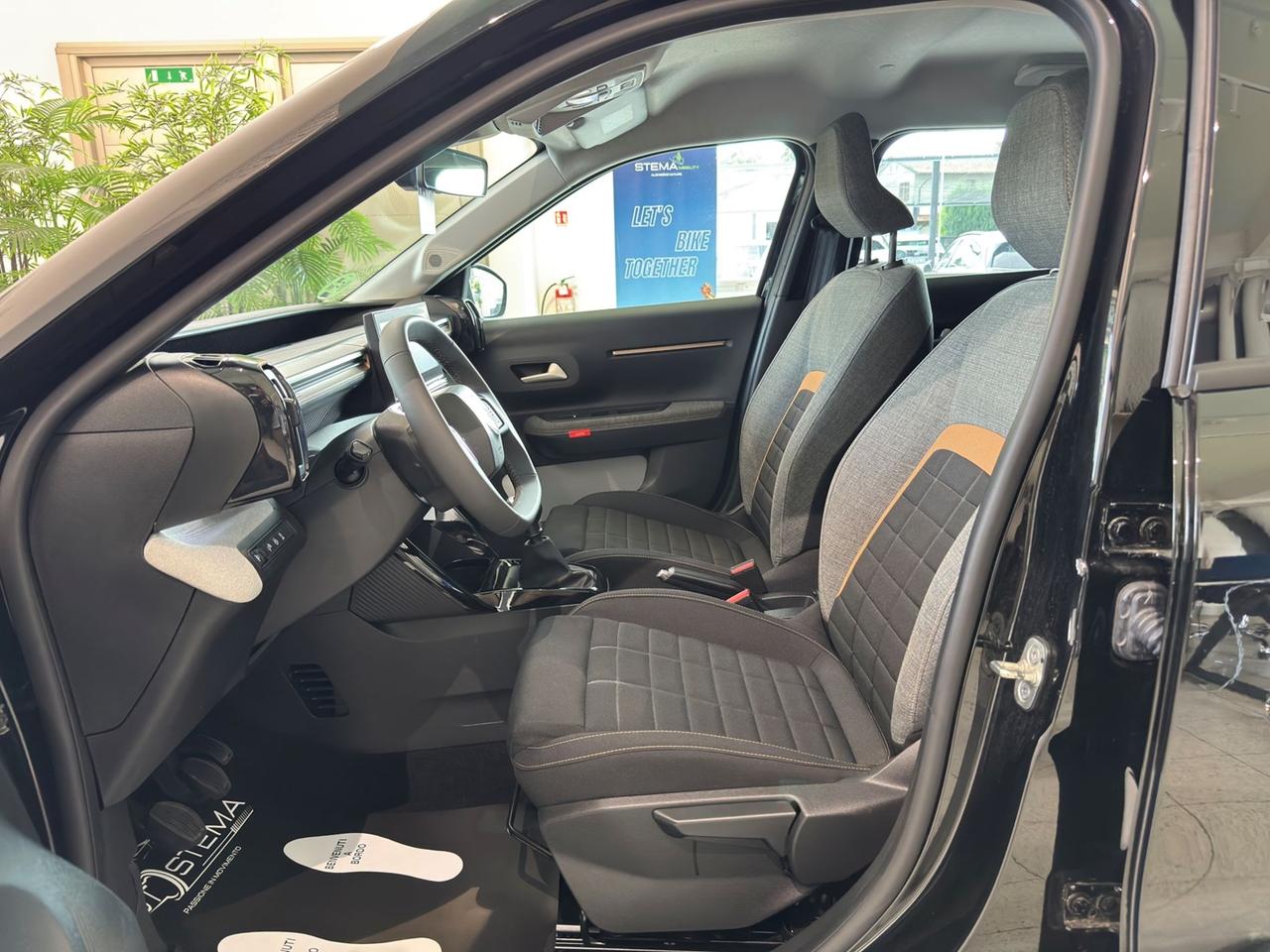 CITROEN C3 Aircross II 2024 1.2 puretech turbo Plus 100cv - CON CATENA!