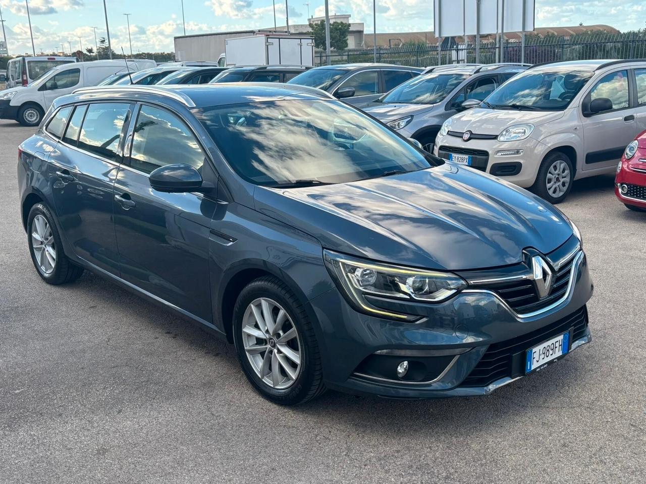 Renault Megane Mégane Sporter dCi 8V 110 CV EDC Energy Intens