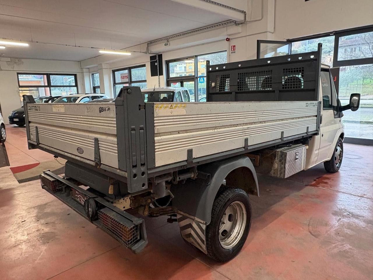 FORD TRANSIT CASSONE RIBALTABILE Diesel 2.4 CV 137 Con Km 214.792 certificati