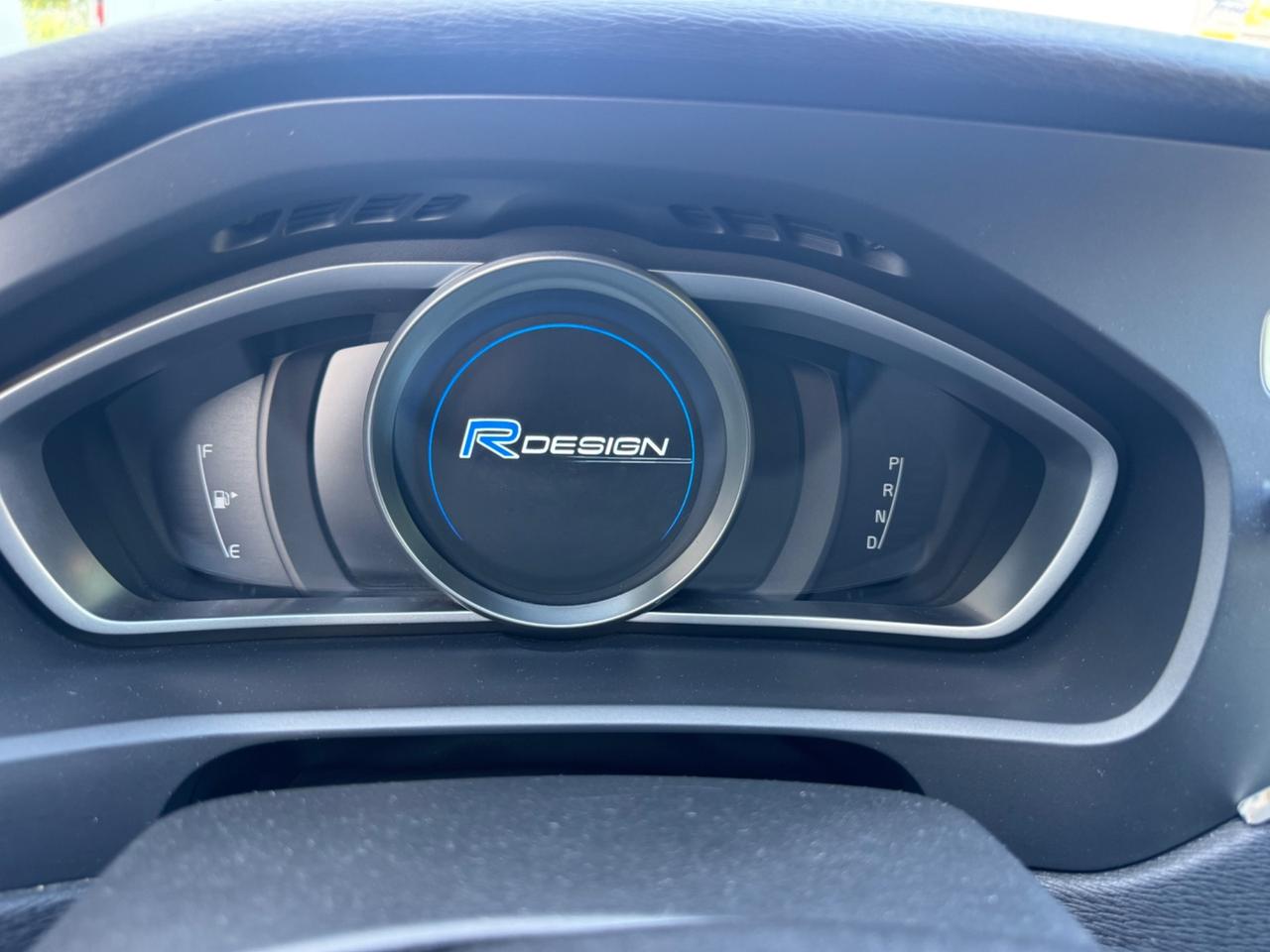 Volvo V40 D3 Geartronic R-design Kinetic