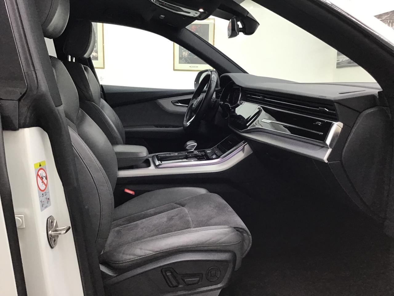 Audi Q8 50 TDI 286 CV quattro tiptronic Sport