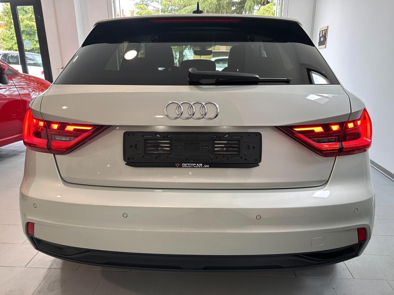 Audi A1 SPORTBACK 25 TFSI STRONIC Sport Line FARI MATRIX VIRTUAL R17