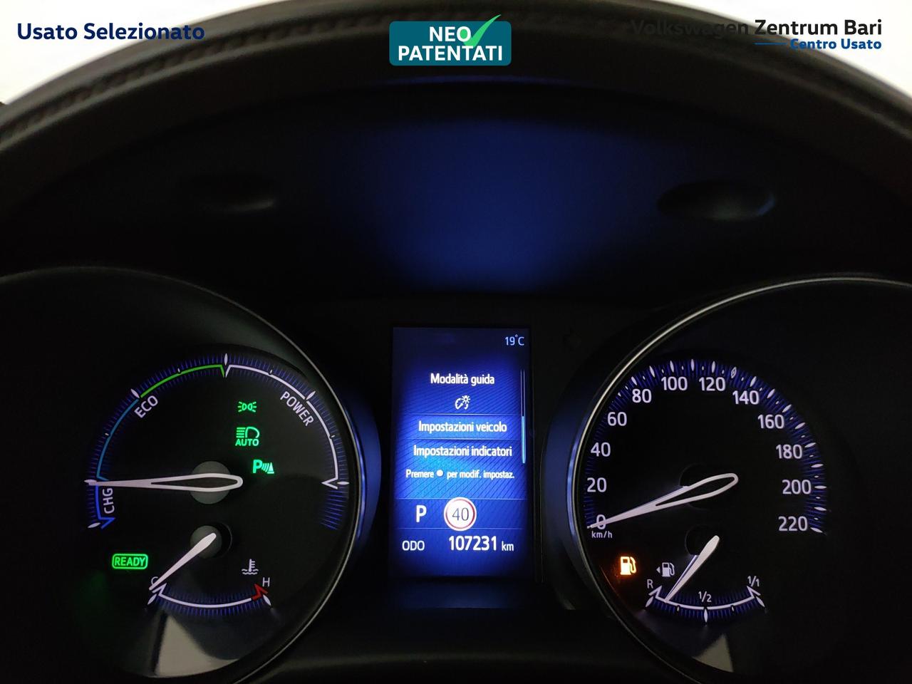 Toyota C-HR 1.8h lounge 2wd e-cvt