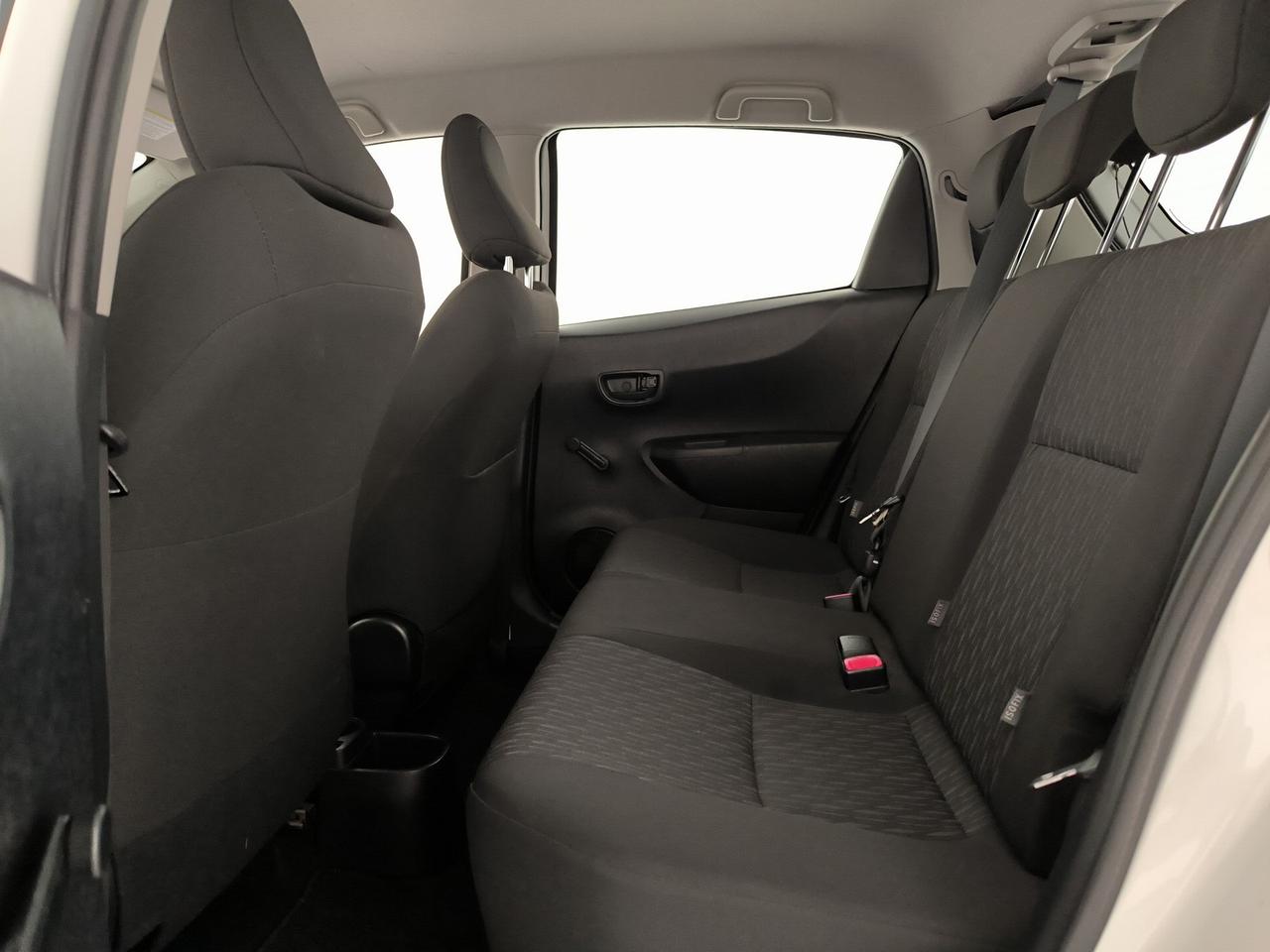 Toyota Yaris 5p 1.0 active