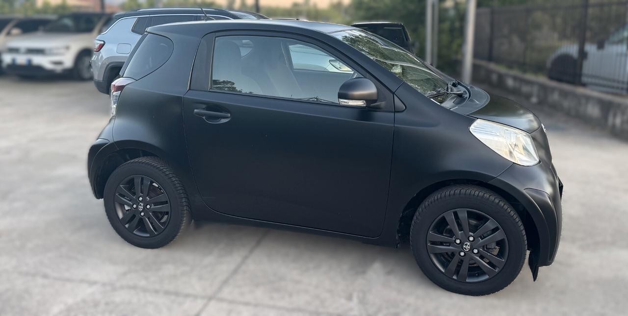 Toyota iQ 1.4 DIESEL
