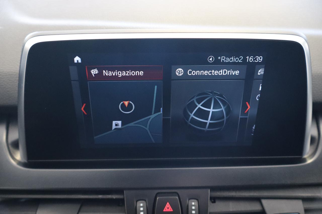 BMW 218 d ACTIVE TOURER ADVANTAGE - 218d