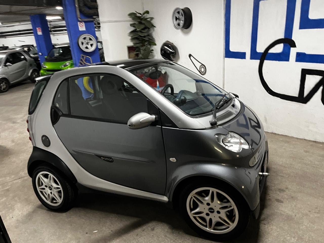 Smart ForTwo 1000 52 kW coupé pure