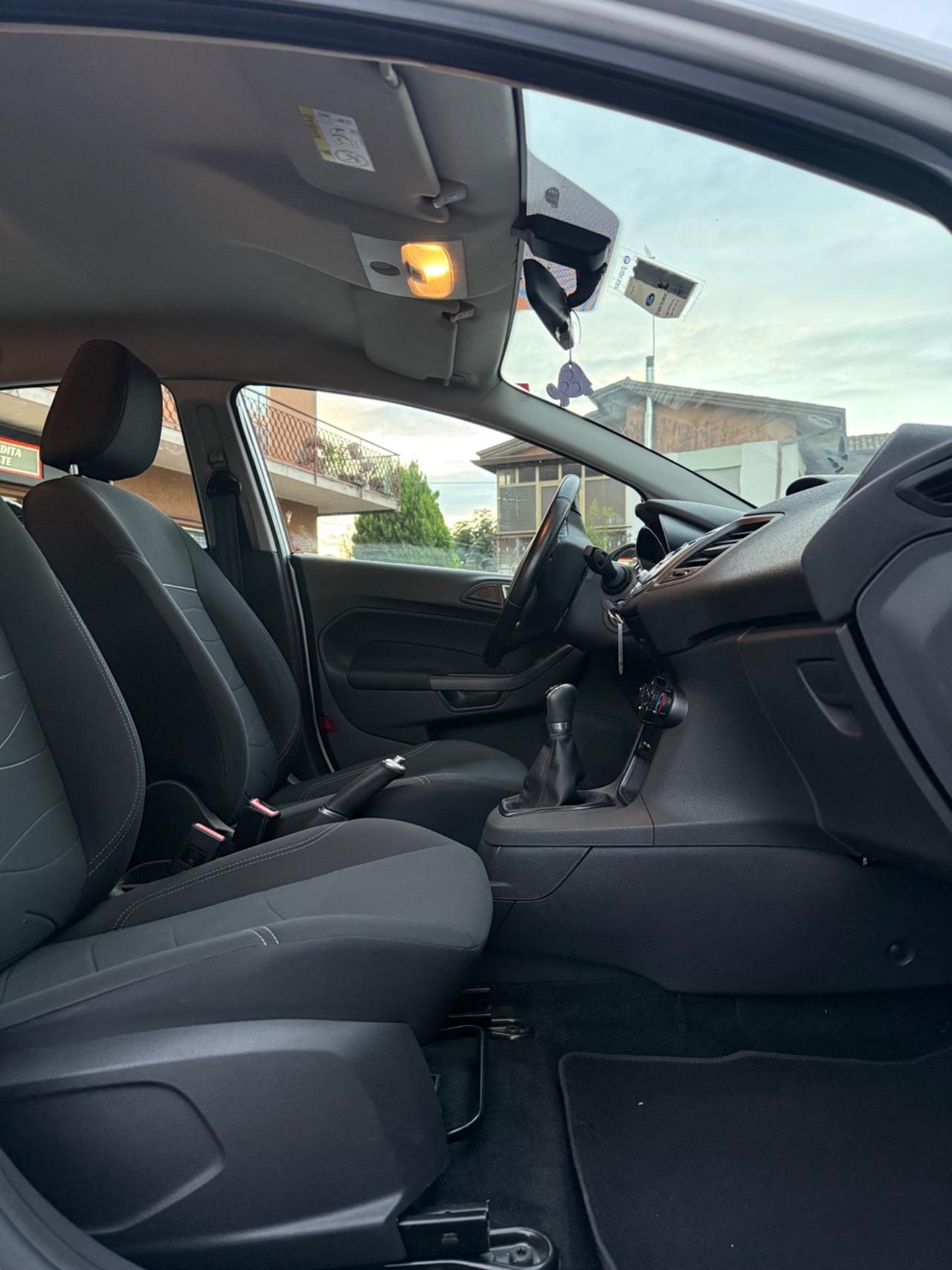 Ford Fiesta 1.5 TDCi 75CV 5 porte Titanium