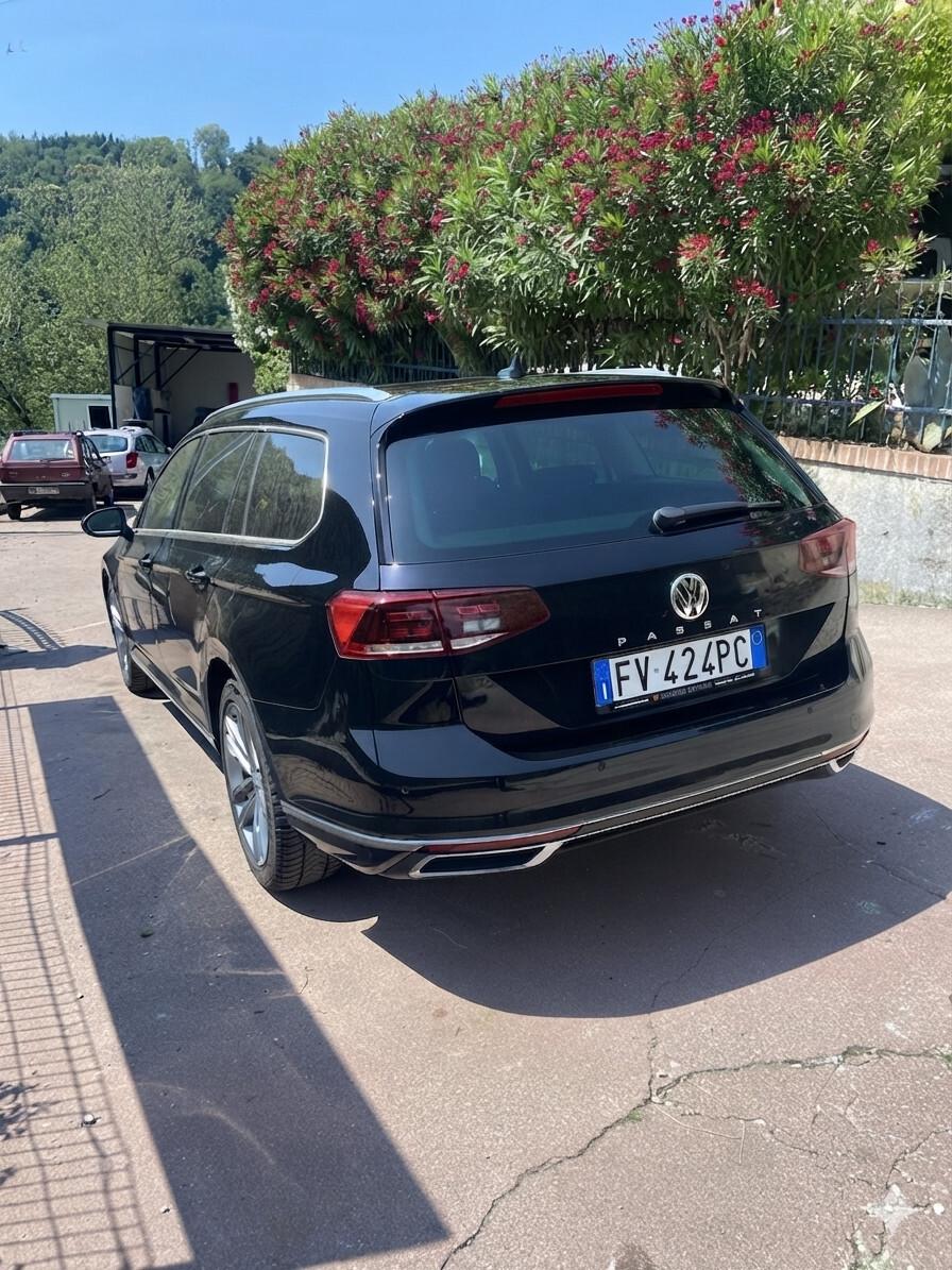 Volkswagen Passat Variant 2.0 TDI SCR 190 CV DSG Executive BMT
