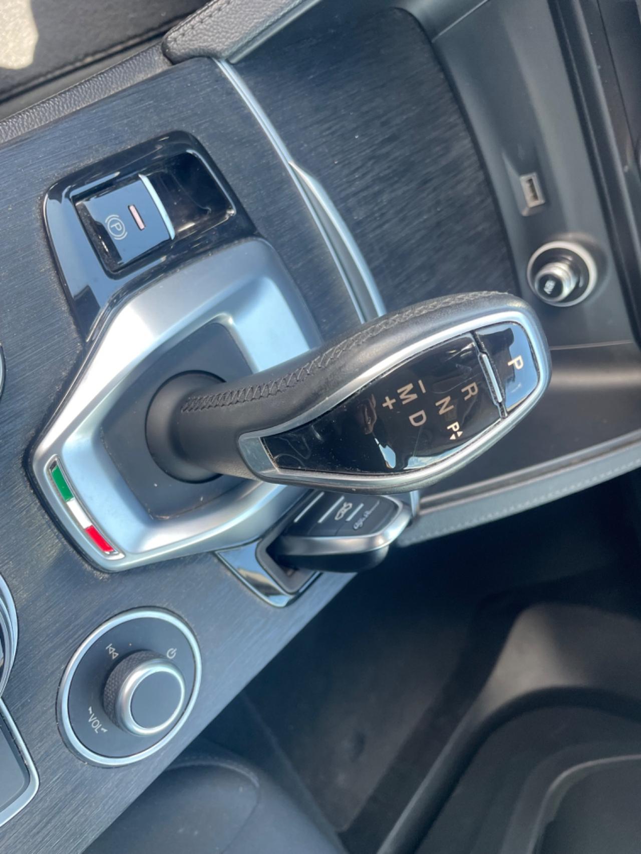 Alfa Romeo Stelvio 2.2 Turbodiesel 190 CV AT8 Q4 Business