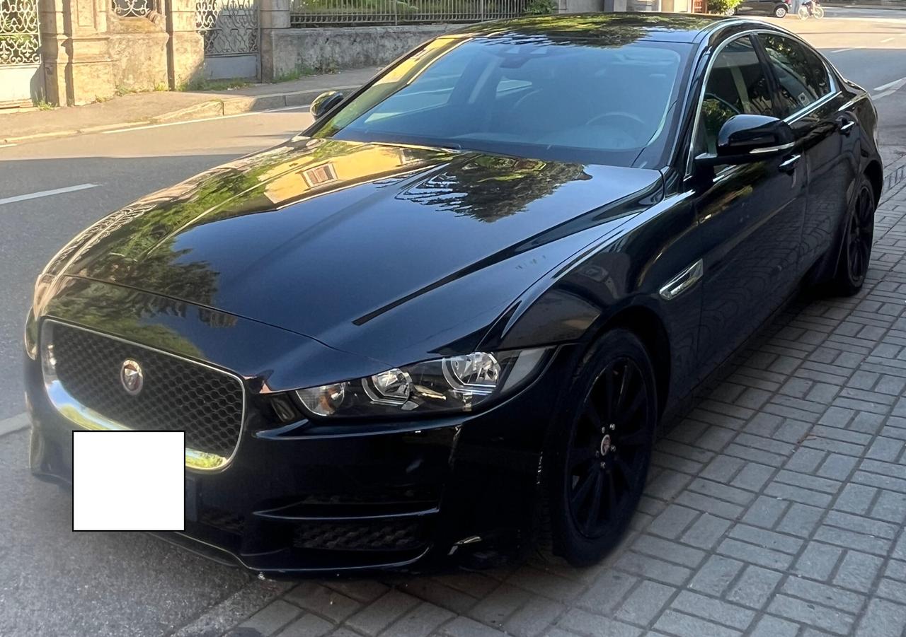 JAGUAR XE 2.0 D PORTFOLIO - CAMBIO AUTOMATICO - KM 78.111
