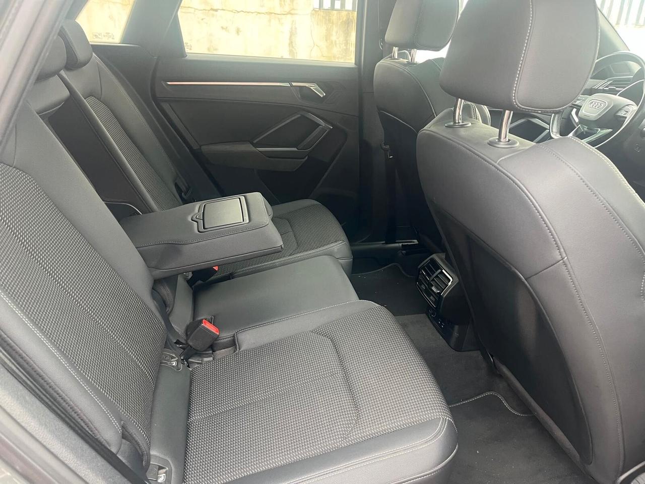 Audi Q3 40 TDI quattro S tronic line edition