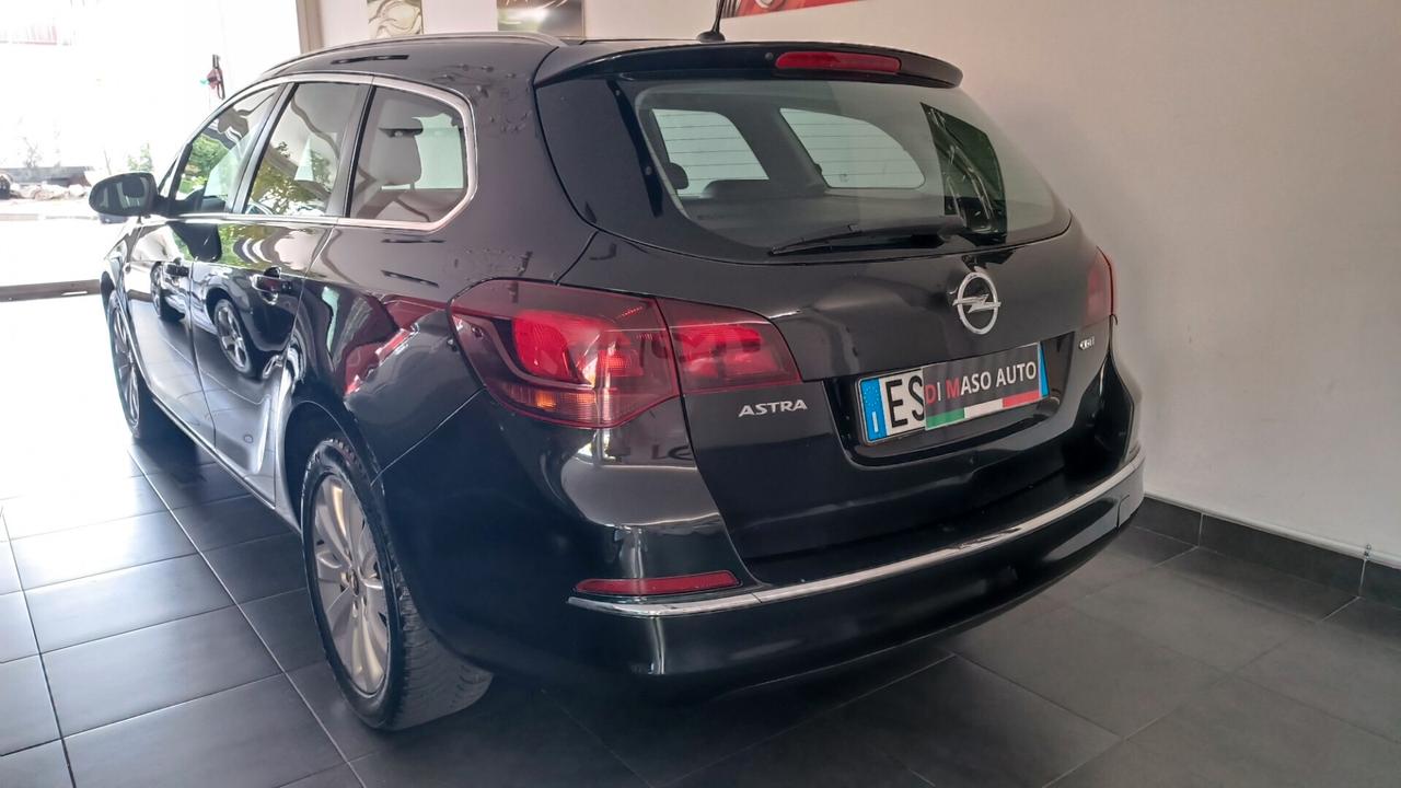 Opel Astra 1.7 CDTI 110CV Sports Tourer Cosmo