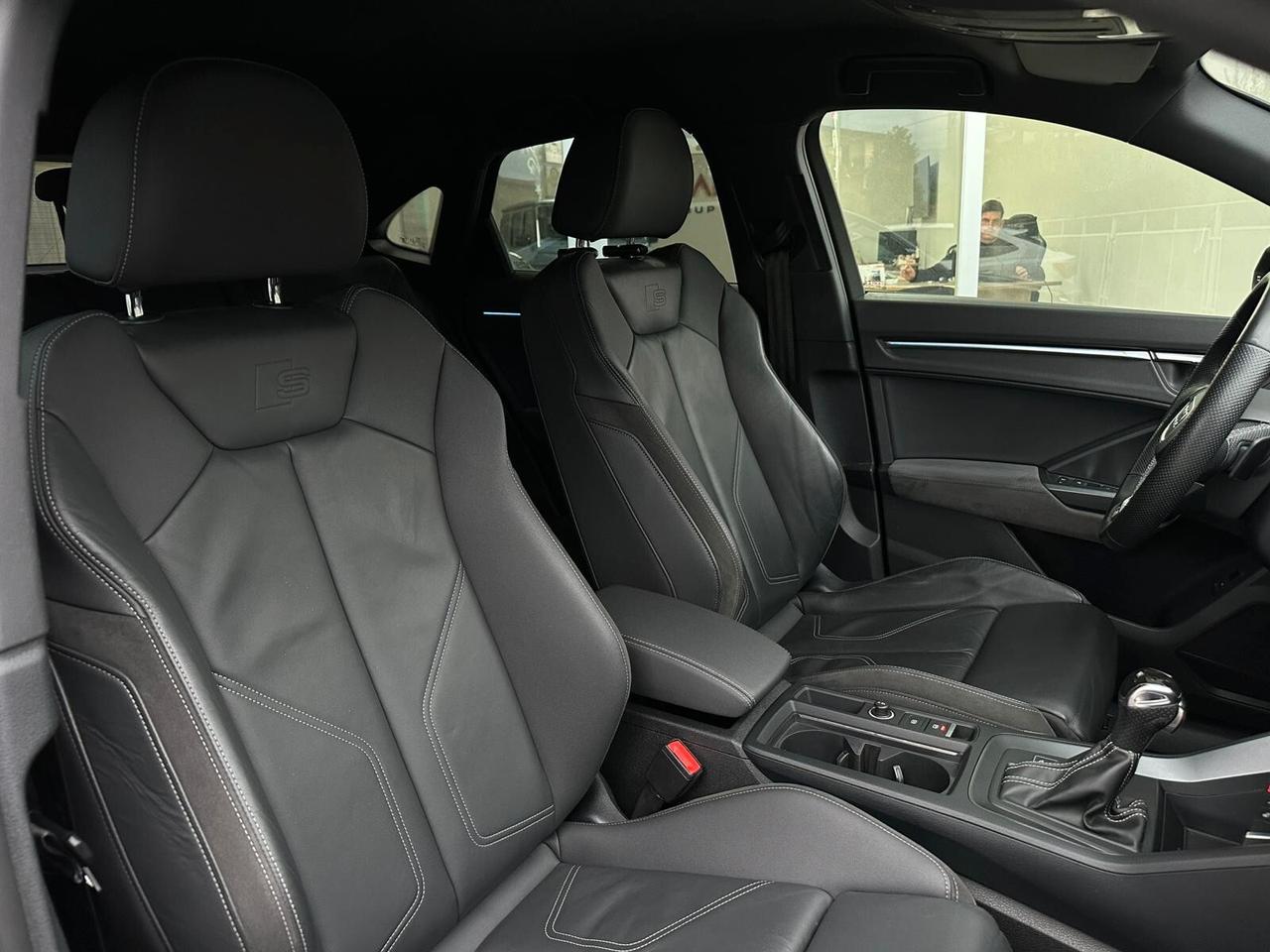 Audi Q3 35 TDI S tronic line edition - Edition One