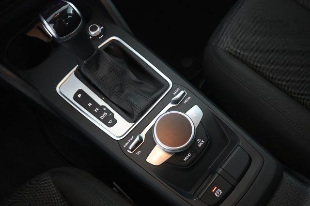 AUDI Q2 Q2 30 TDI S tronic Business