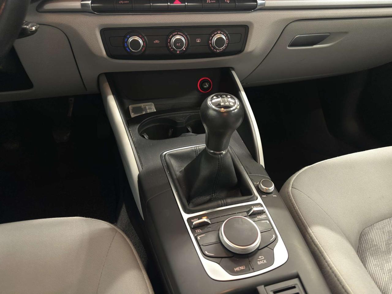 Audi A3 A3 III Sportback 1.6 tdi Ambiente