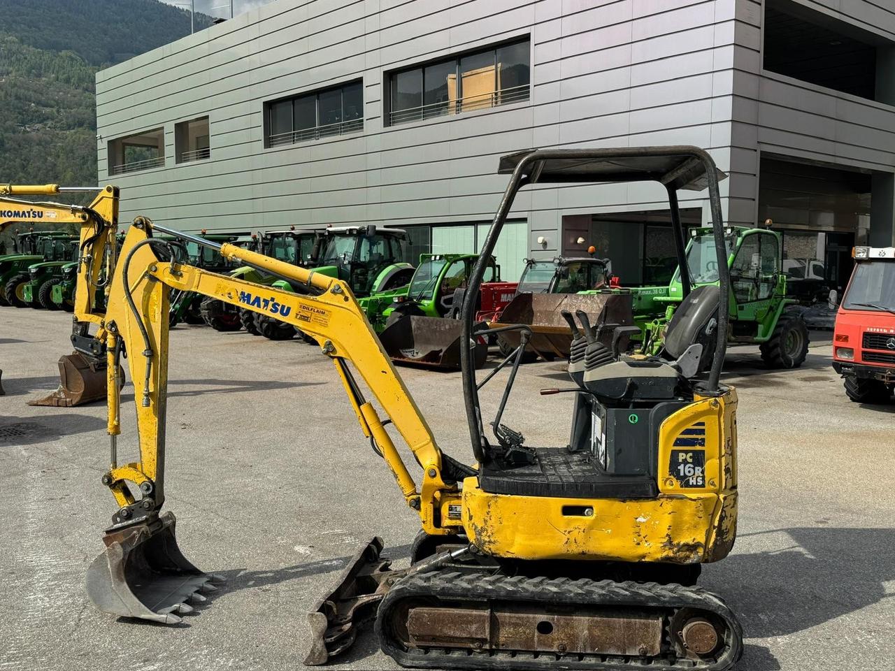 Miniescavatore Komatsu PC 16