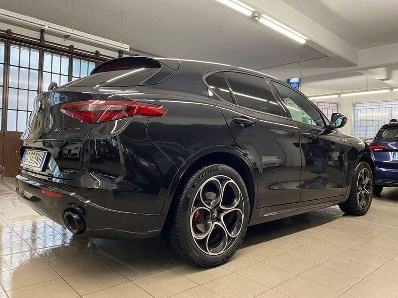 Alfa Romeo Stelvio 2.2 Turbodiesel 210 CV AT8 Q4 Veloce