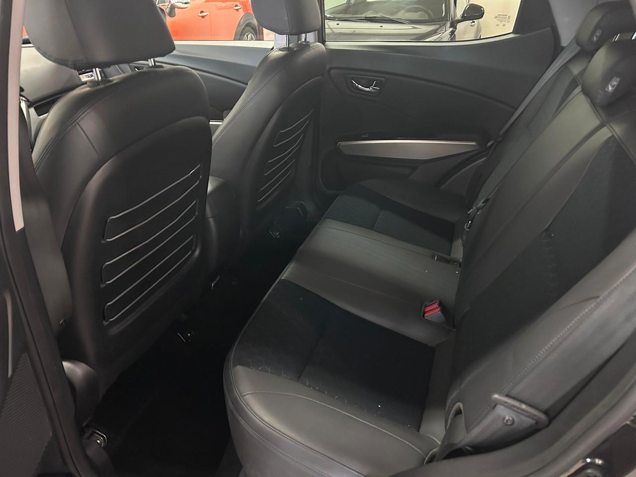Ssangyong Tivoli 1.6d 2WD GO Be Hot Aebs