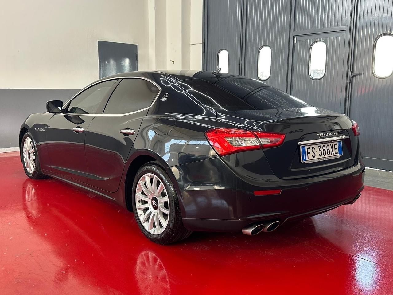 Maserati Ghibli V6 330cv