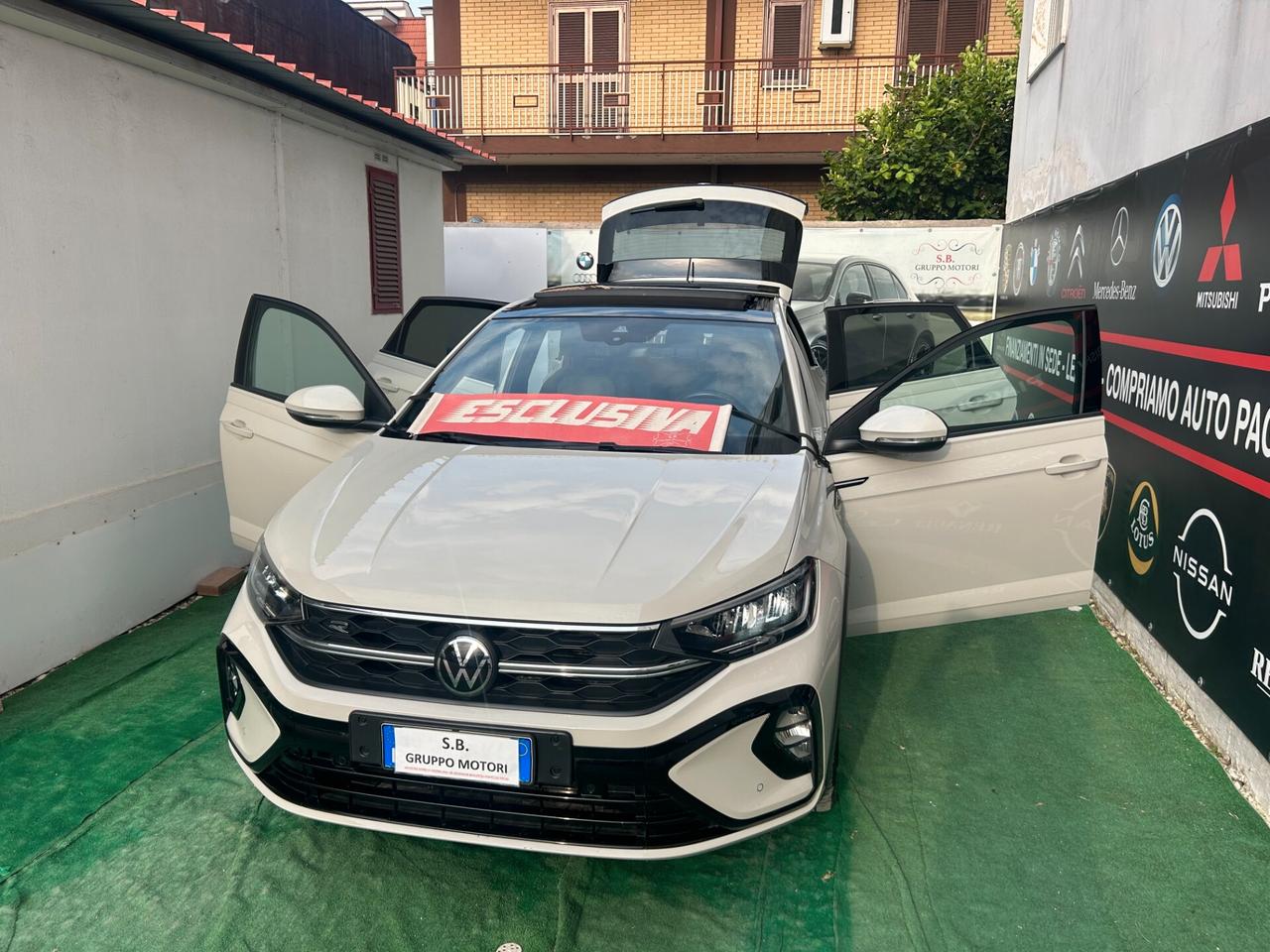 Volkswagen Taigo 2023 1.0 TSI 110 CV DSG R-Line FULL LEGGI!!!