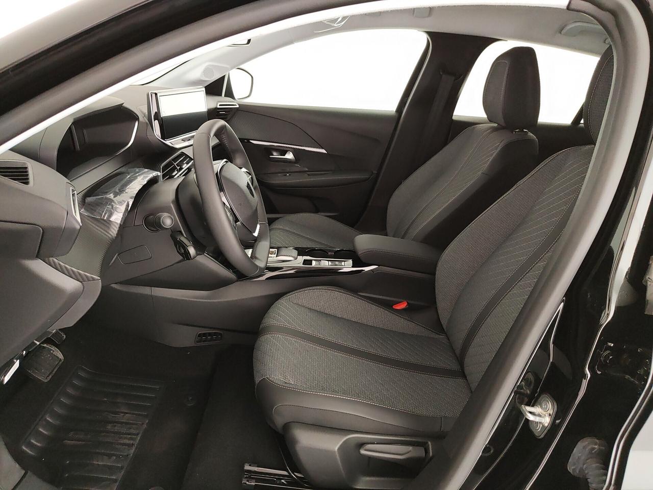 Peugeot 208 motore elettrico 136 CV 5 porte Allure