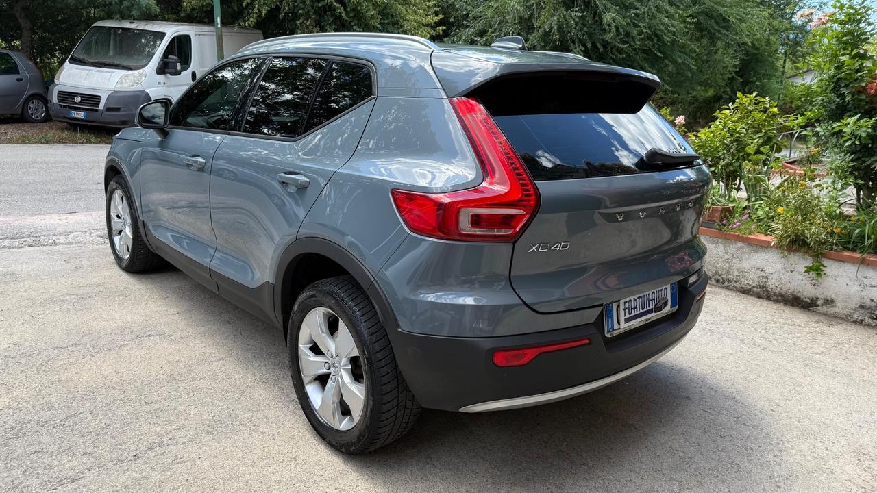 Volvo XC40 Monument D3