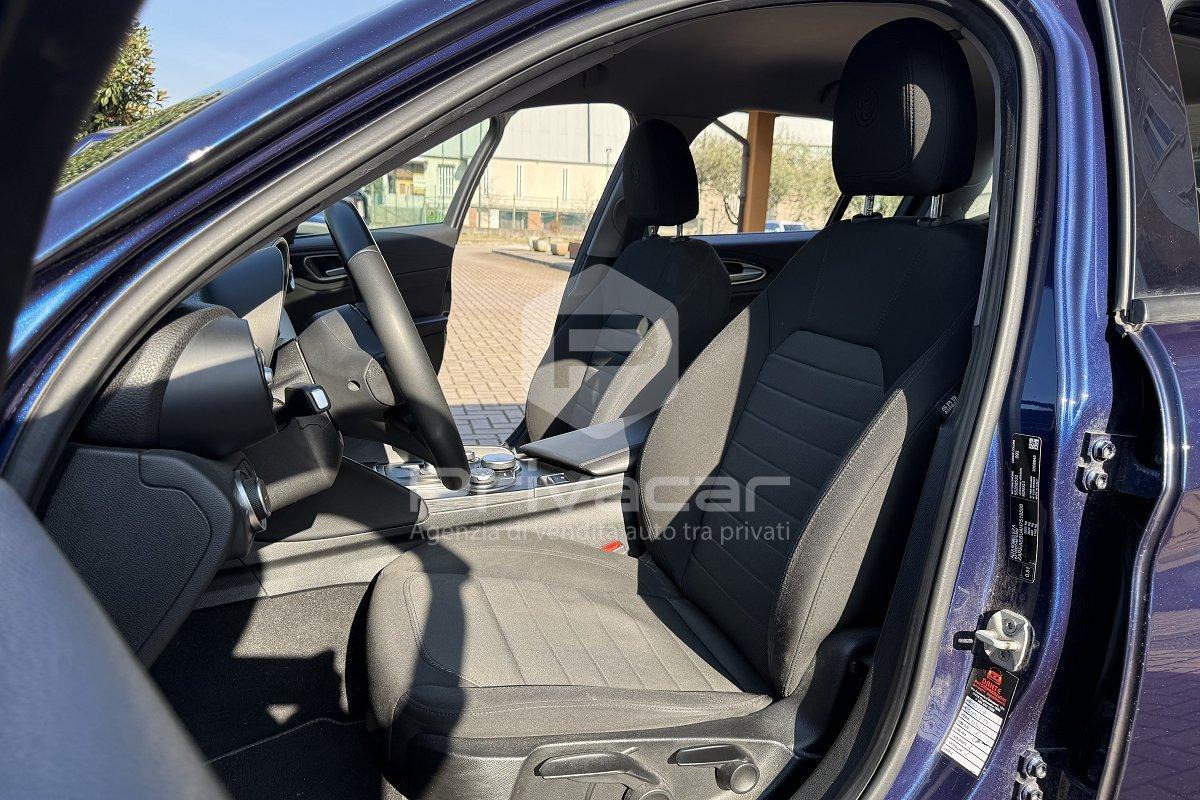 ALFA ROMEO Giulia 2.2 Turbodiesel 150 CV AT8 Business