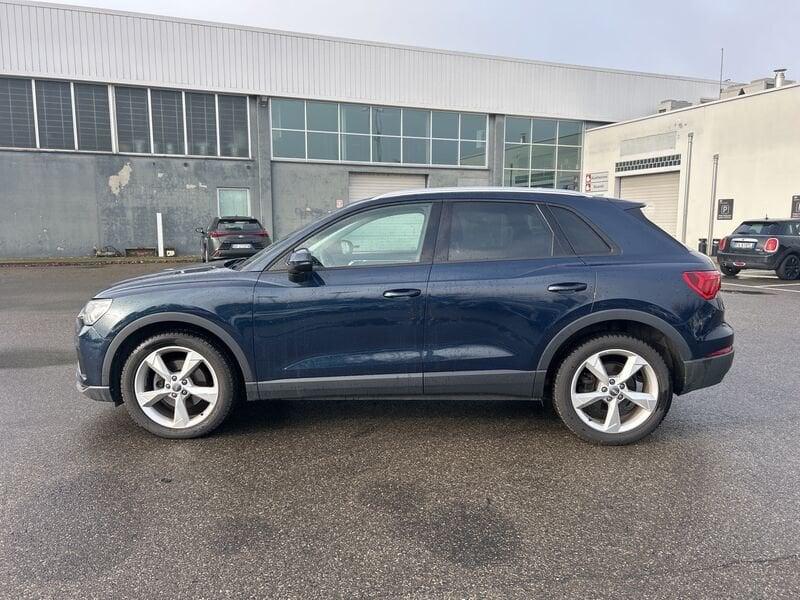 Audi Q3 35 TDI S tronic Business