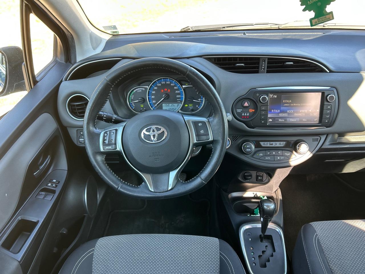 Toyota Yaris 1.5 Hybrid 5 porte Active neopatentati