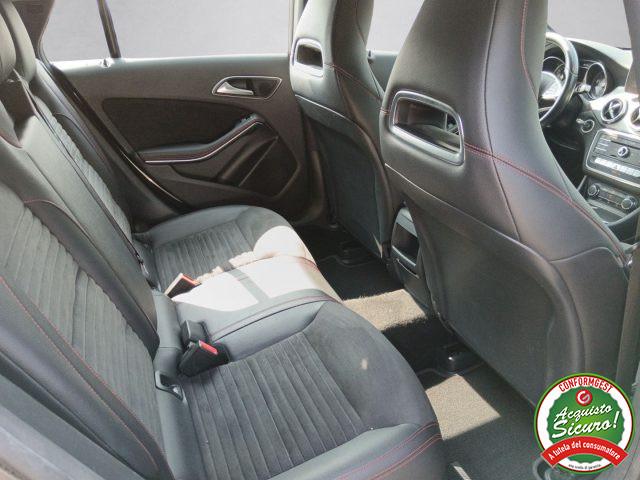 MERCEDES-BENZ CLA 180 S.W. Premium Automatica