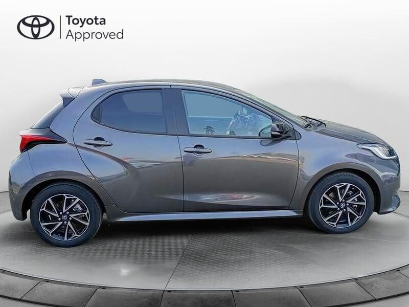 Toyota Yaris 1.5 hybrid Lounge