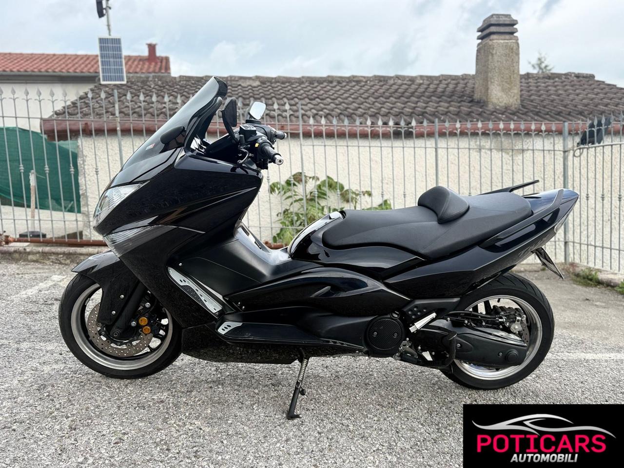 YAMAHA TMAX 500