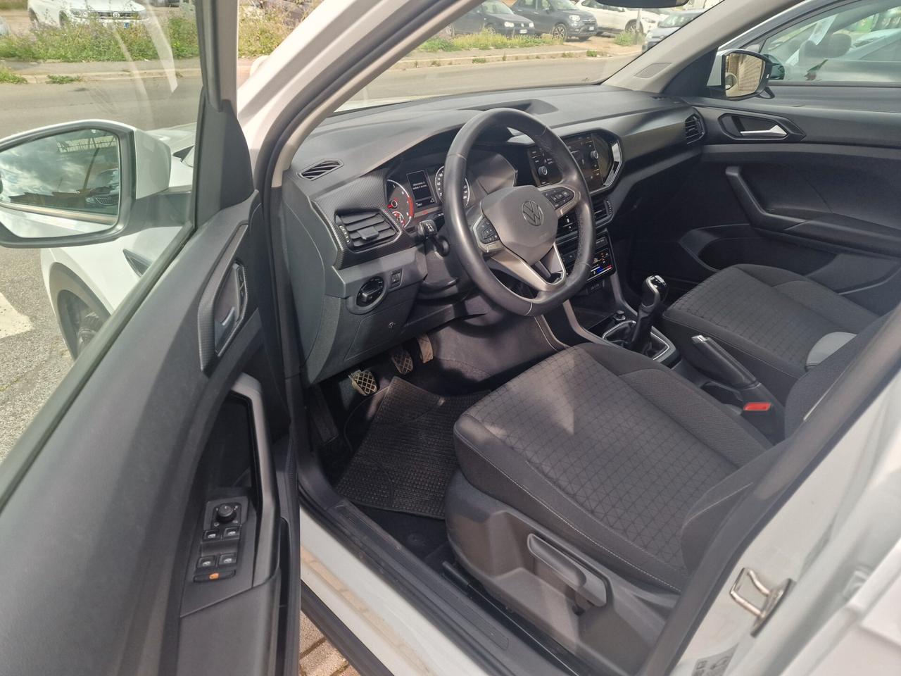 Volkswagen T-Cross 1.0 TSI 95cv R-LINE