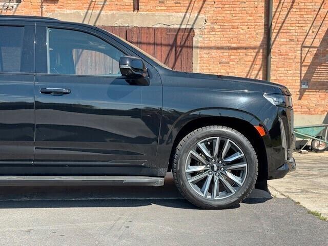 CADILLAC ESCALADE ESV 4x4 SPORT