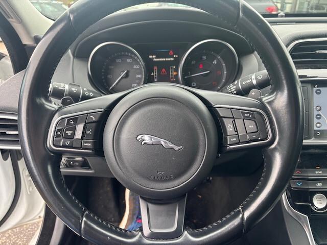 Jaguar XE 2.0 D 180 CV aut. Portfolio