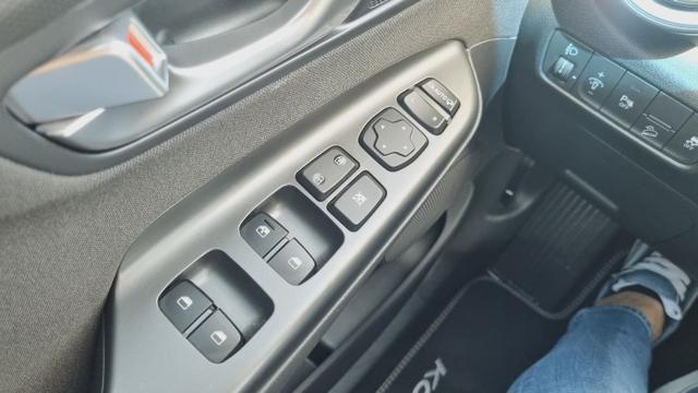 HYUNDAI Kona 1.0 T-GDI Hybrid 48V iMT XLine