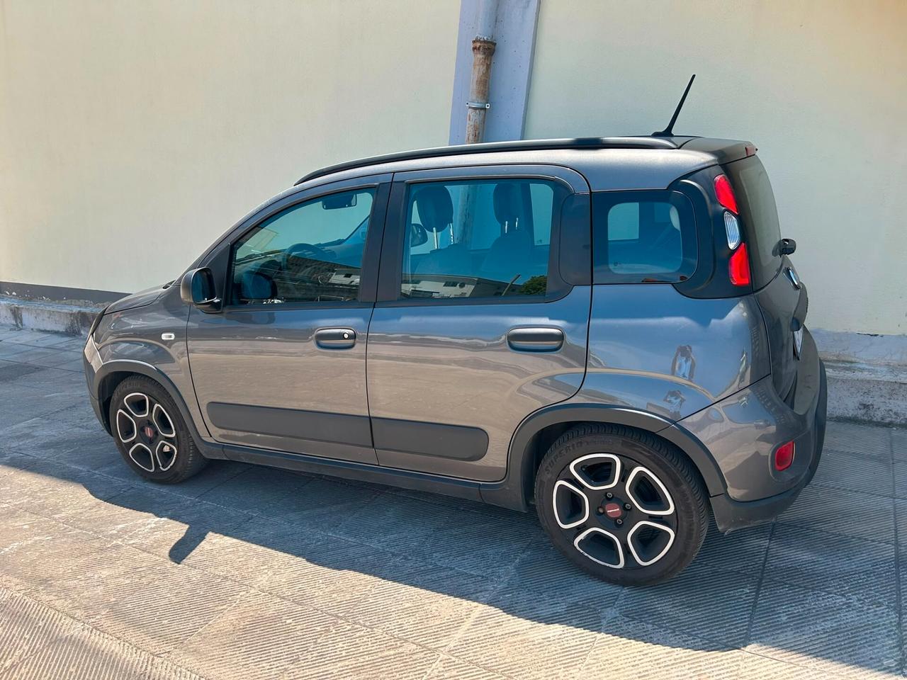 Fiat Panda 1.0 FireFly S&S Hybrid City Cross