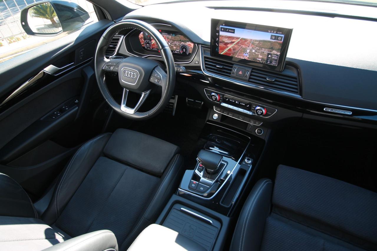 Audi Q5 SPB 40 TDI 204 Identity Black |10.2023
